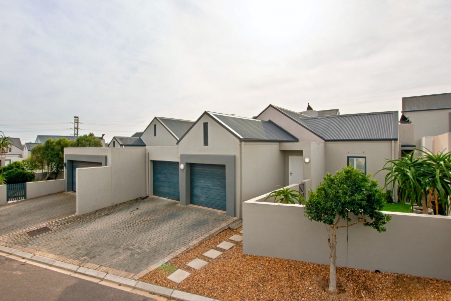 3 Bedroom Property for Sale in Aan de Wijnlanden Western Cape